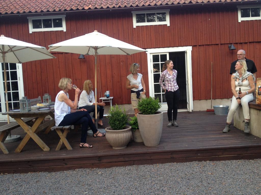 Saebyholms Gard Bed & Breakfast Laholm Bagian luar foto