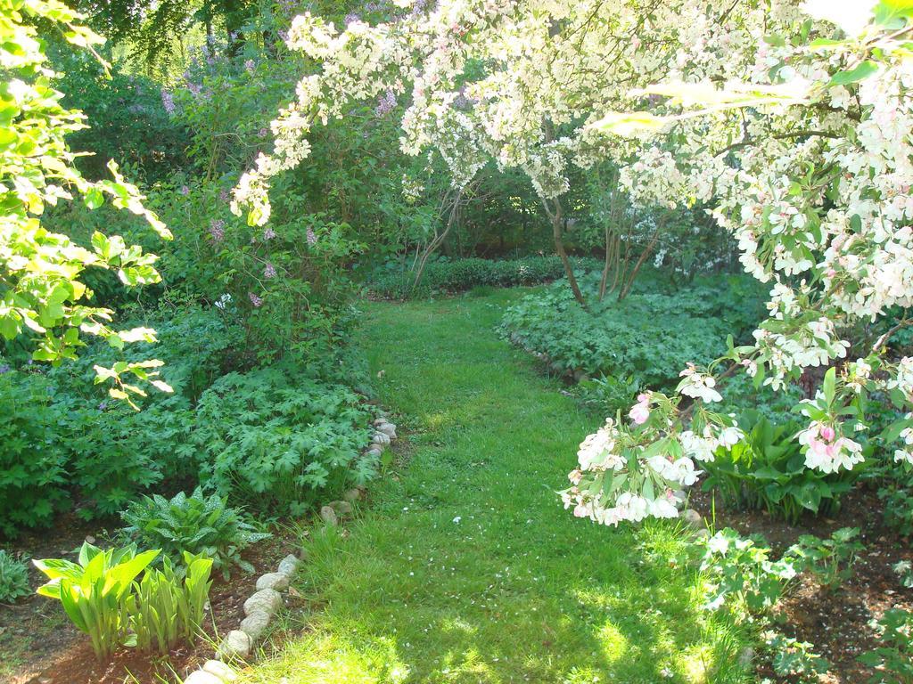 Saebyholms Gard Bed & Breakfast Laholm Bagian luar foto