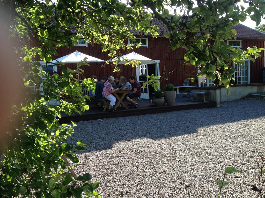 Saebyholms Gard Bed & Breakfast Laholm Bagian luar foto