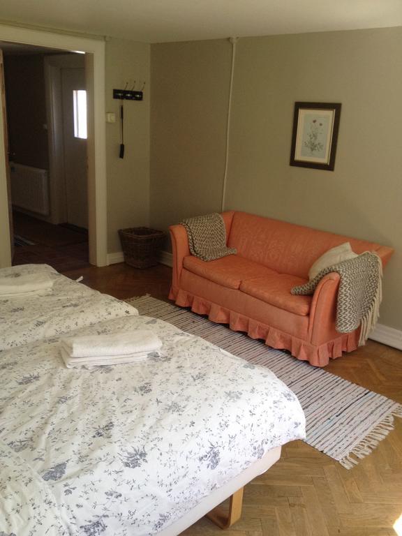 Saebyholms Gard Bed & Breakfast Laholm Ruang foto