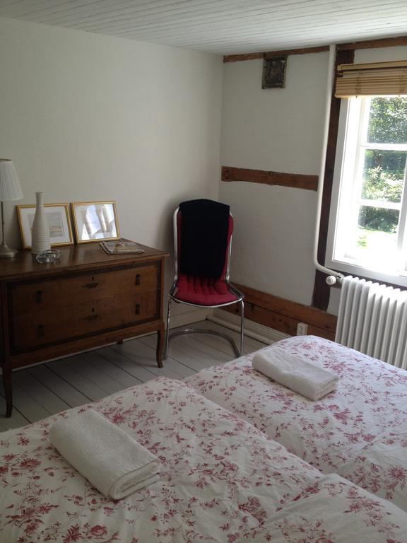 Saebyholms Gard Bed & Breakfast Laholm Ruang foto
