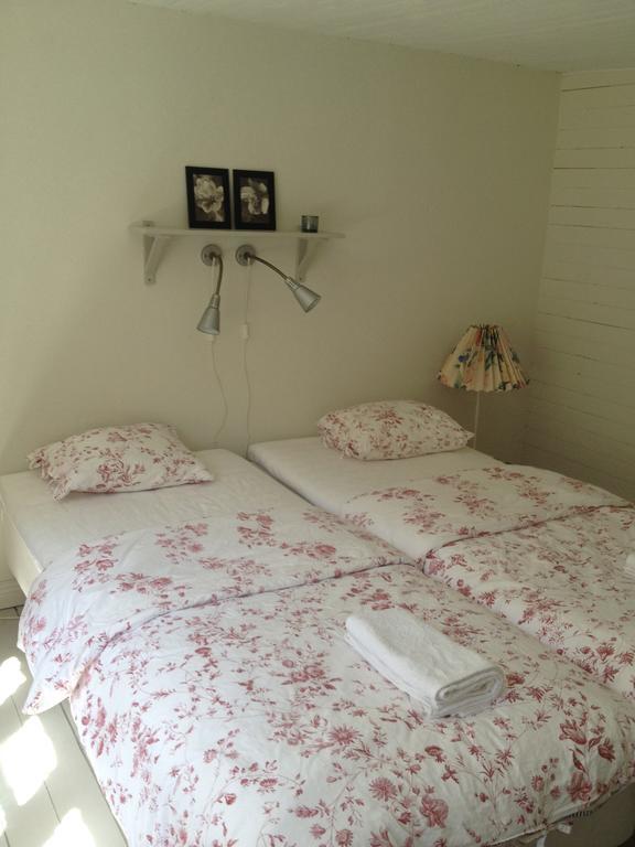 Saebyholms Gard Bed & Breakfast Laholm Ruang foto