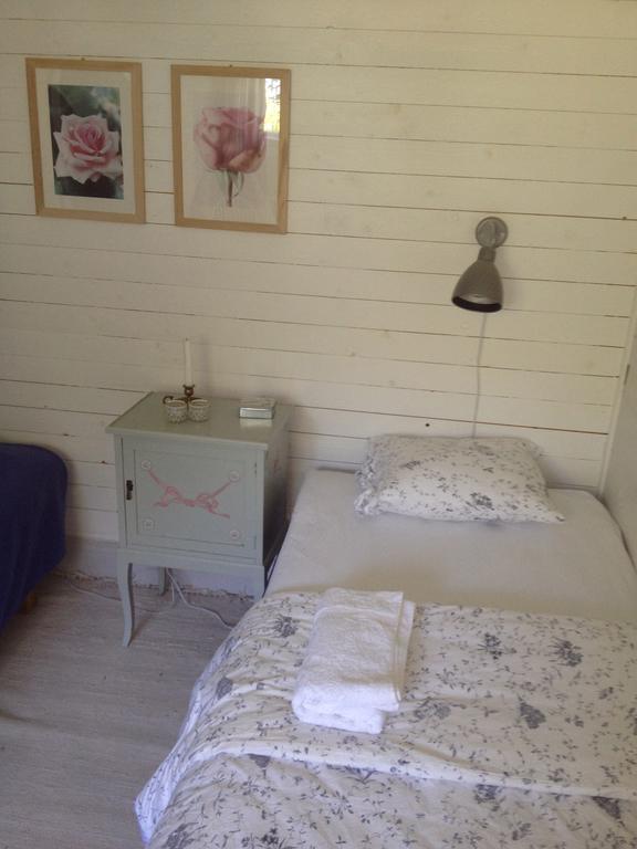 Saebyholms Gard Bed & Breakfast Laholm Ruang foto